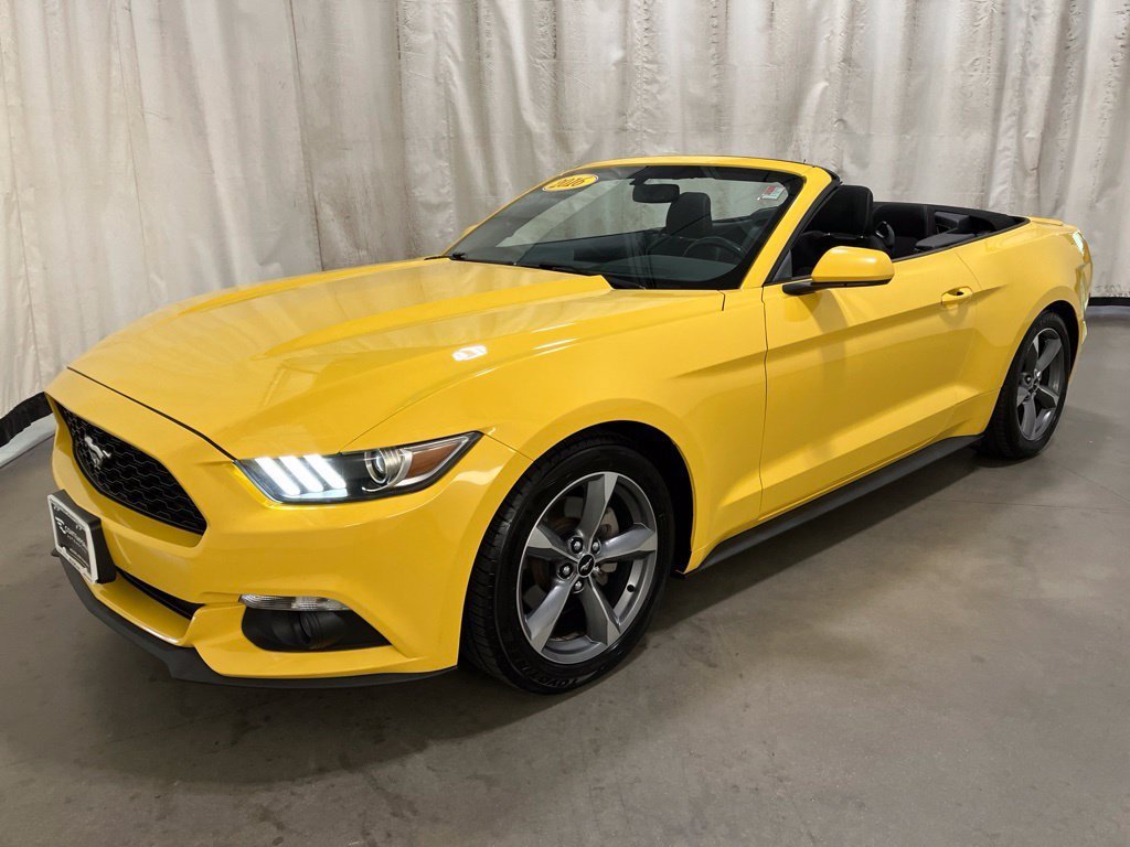 Used 2016 Yellow Ford V6 image 23