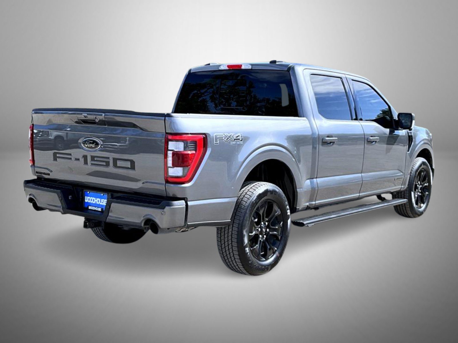 Used 2023 Gray Ford Lariat image 5