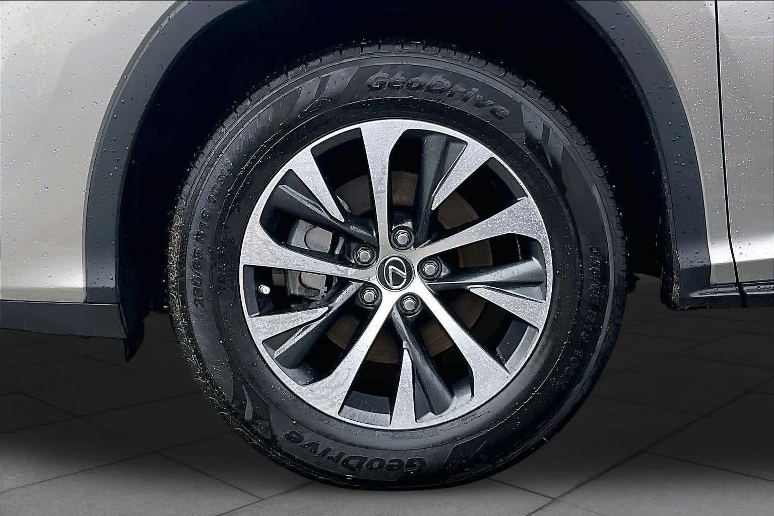 Used 2021 Atomic Silver Lexus  image 10