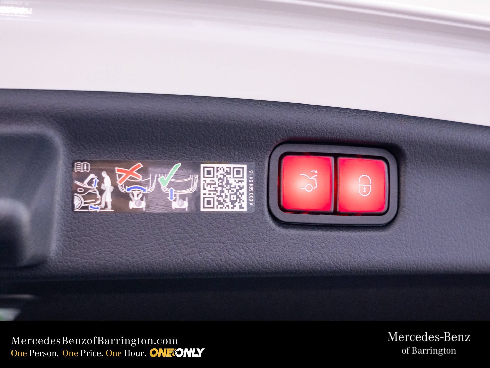New 2026 Polar White Mercedes-Benz C 300 image 80