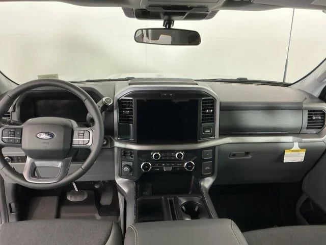 New 2026 Oxford White Ford XLT image 22