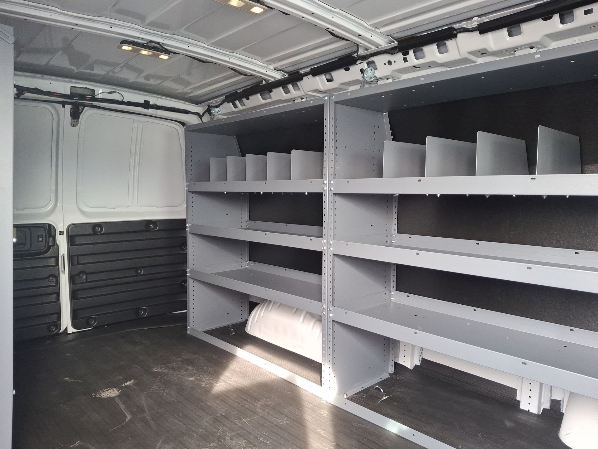 2025 GMC Savana Cargo Work Van - Photo 32