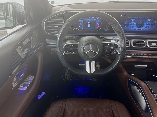 Used 2024  Mercedes-Benz GLS 450 image 25