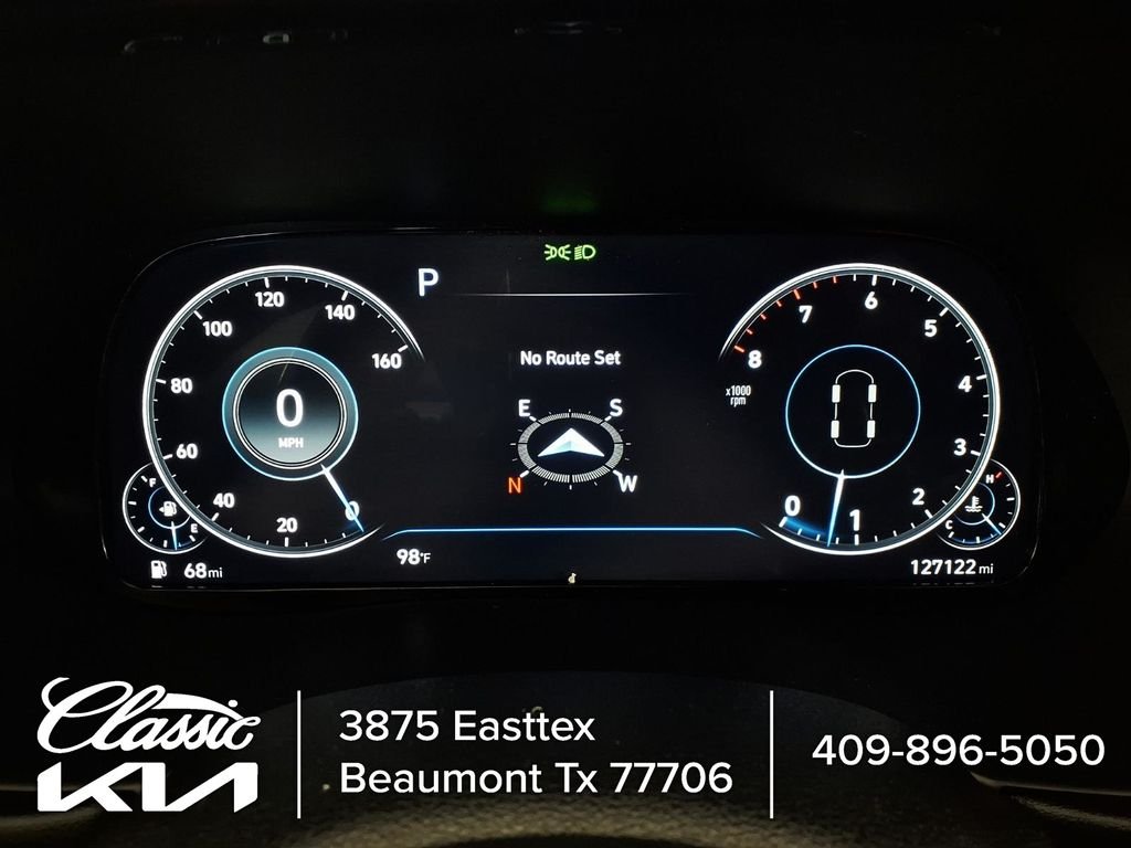 Used 2020 White Hyundai Limited image 19