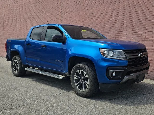 Used 2021 Blue Chevrolet Z71 image 3