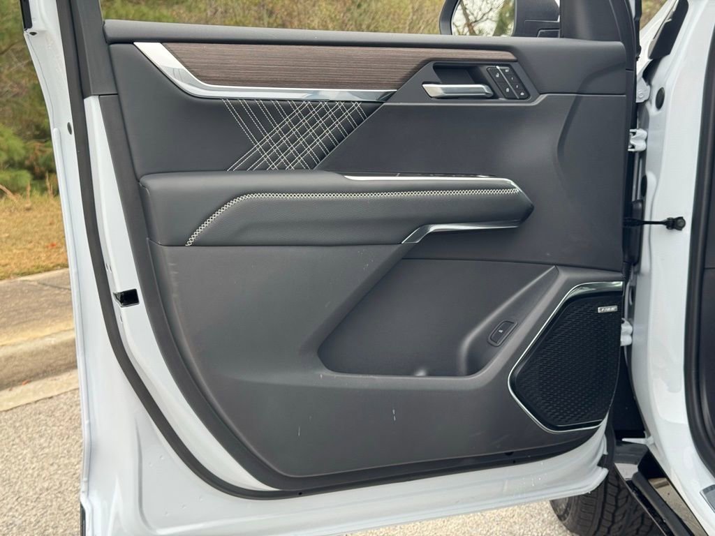 New 2026 Glacier White Tricoat GMC Denali image 17