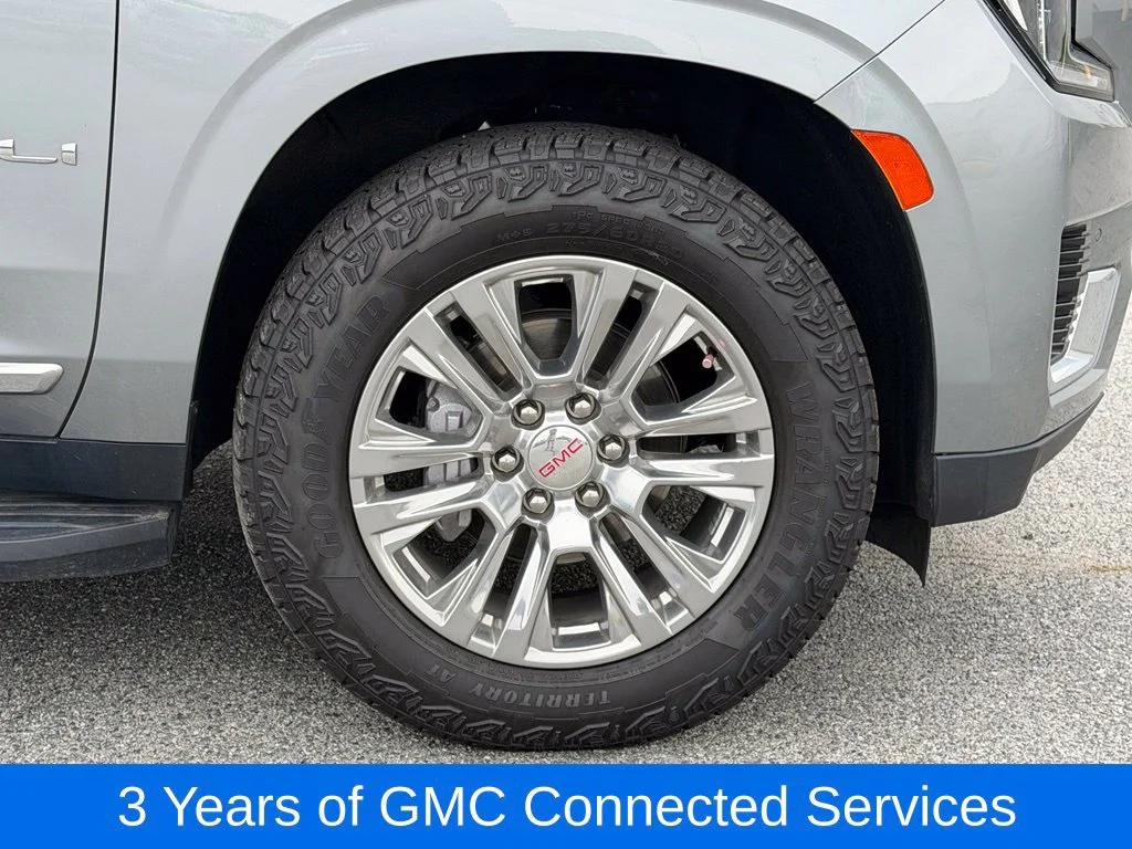 Used 2023 STERLING METALLIC GMC Denali image 34