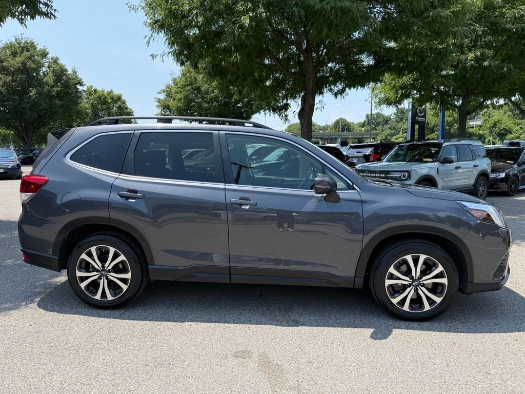 Used 2024 Magnetite Gray Metallic Subaru Limited image 9