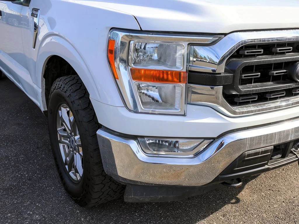 Used 2021 Oxford White Ford XLT image 24