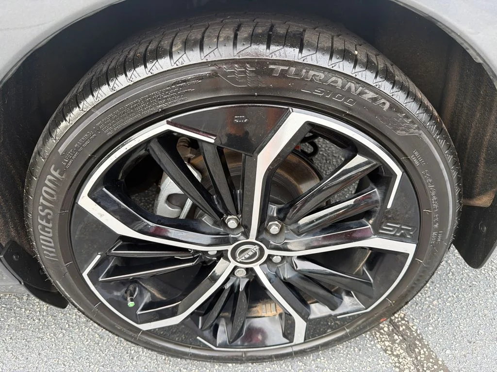 Used 2025 Gray Nissan 2.5 SR image 19