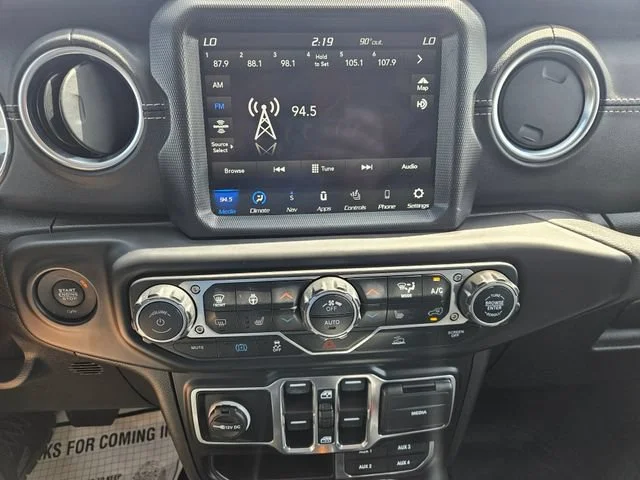 Used 2022 Gray Jeep Unlimited Sahara image 18