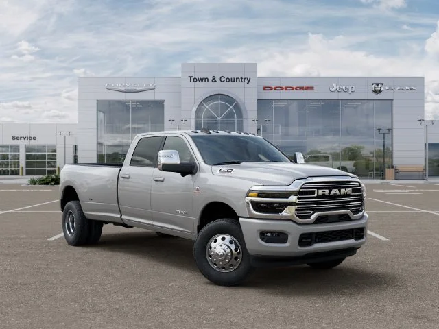 New 2027 Silver-Zynith Exterior Paint RAM Laramie image 5