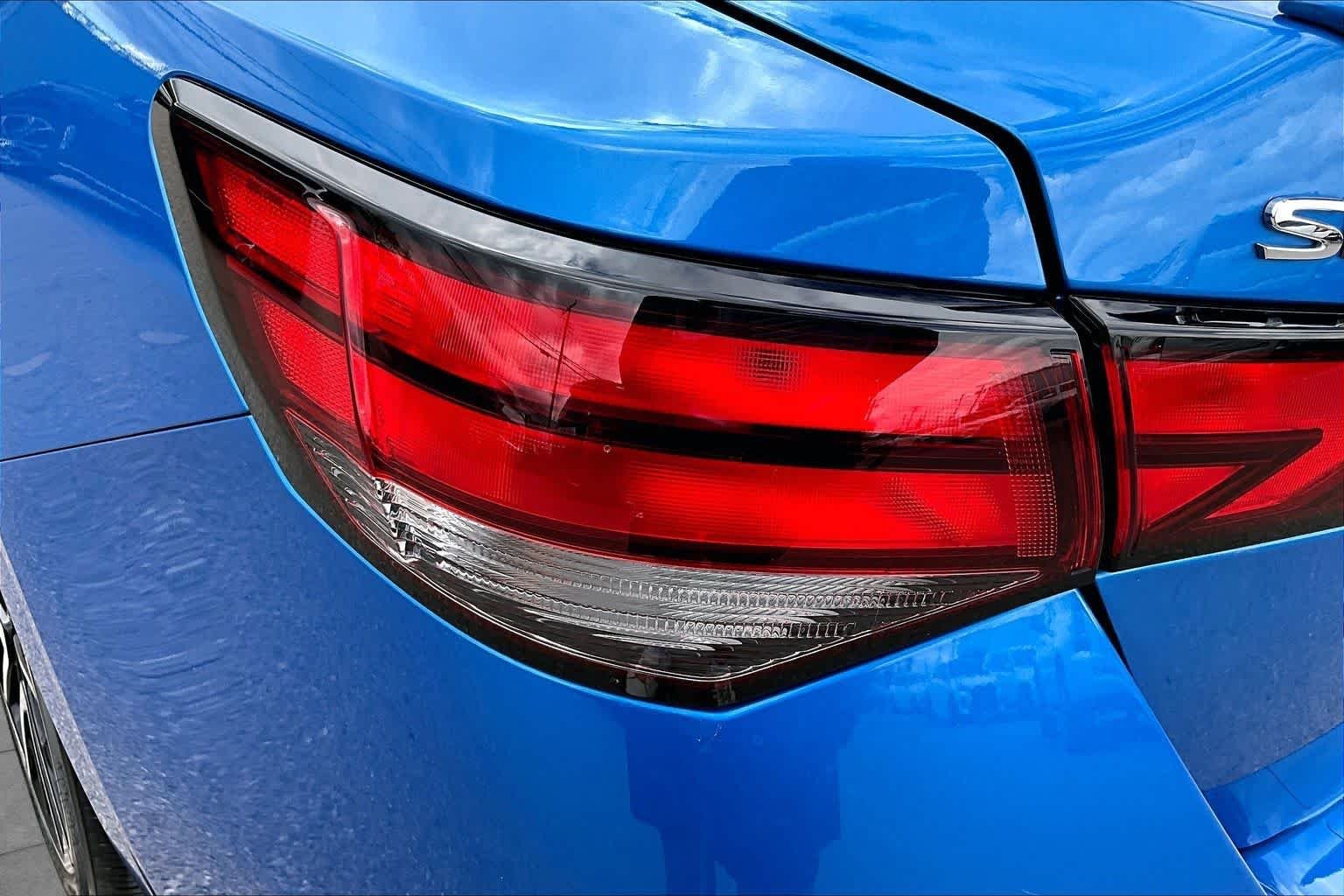 Used 2025 Electric Blue Metallic/Super Black Nissan SR image 28