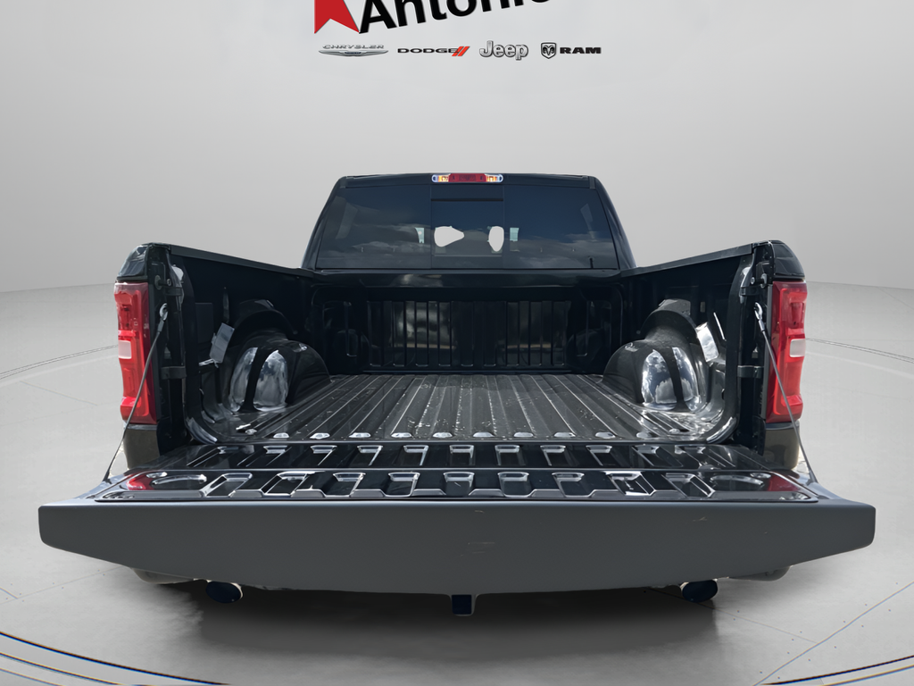 New 2026 Diamond Black Crystal Pearl-Coat Exterior Paint RAM Laramie image 24