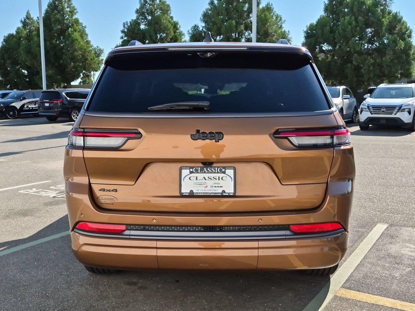New 2027 Copper Shino Metallic Clear-Coat Paint Jeep Limited Reserve image 4