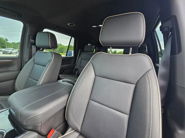 Used 2025 Beige Chevrolet Premier image 25
