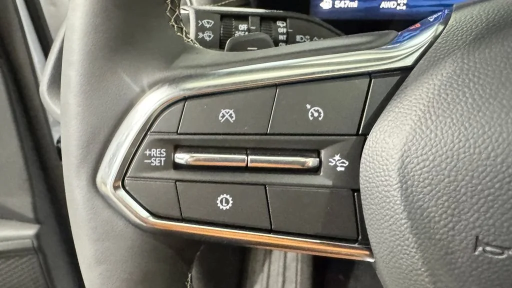2027 Chevrolet Traverse Z71 - Photo 19