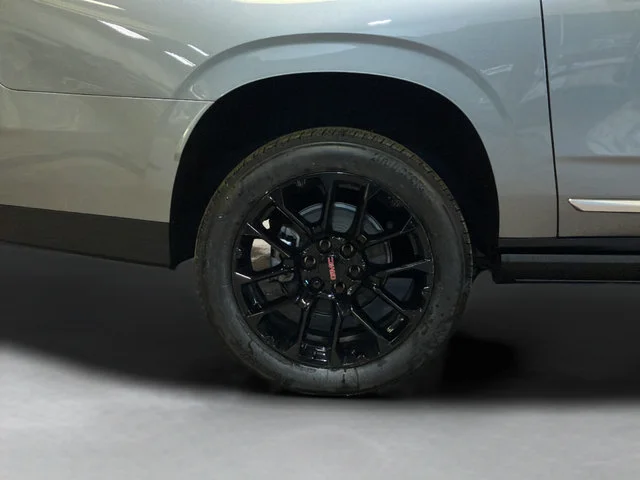 2026 GMC Yukon XL Denali - Photo 13