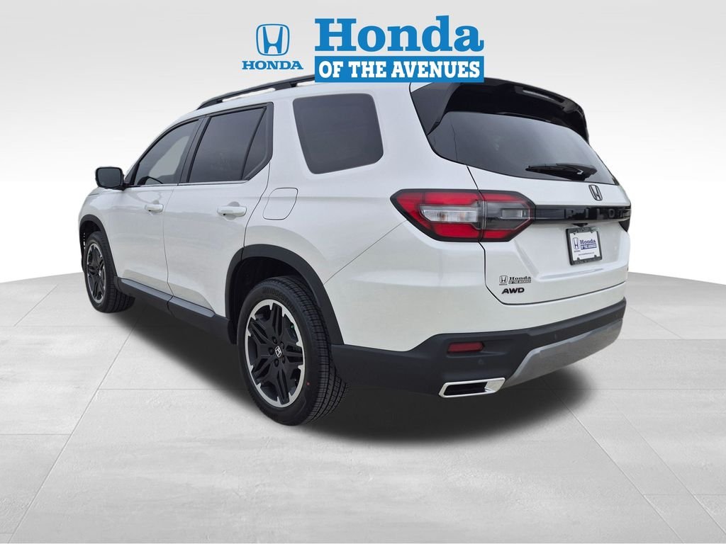 New 2026 Platinum White Pearl Honda Touring image 5