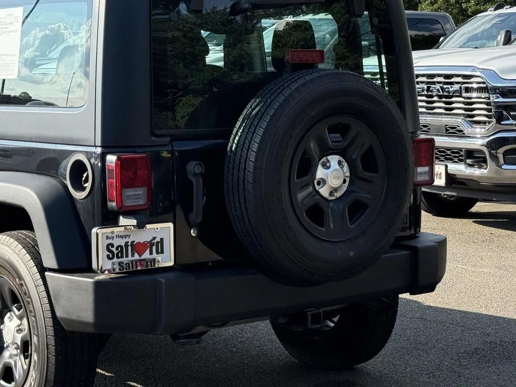 Used 2014 Black Jeep Sport image 10