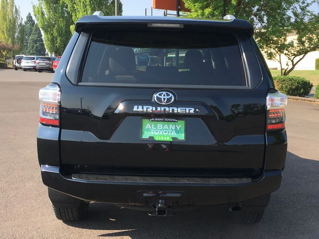 Used 2018 Black Toyota SR5 image 6