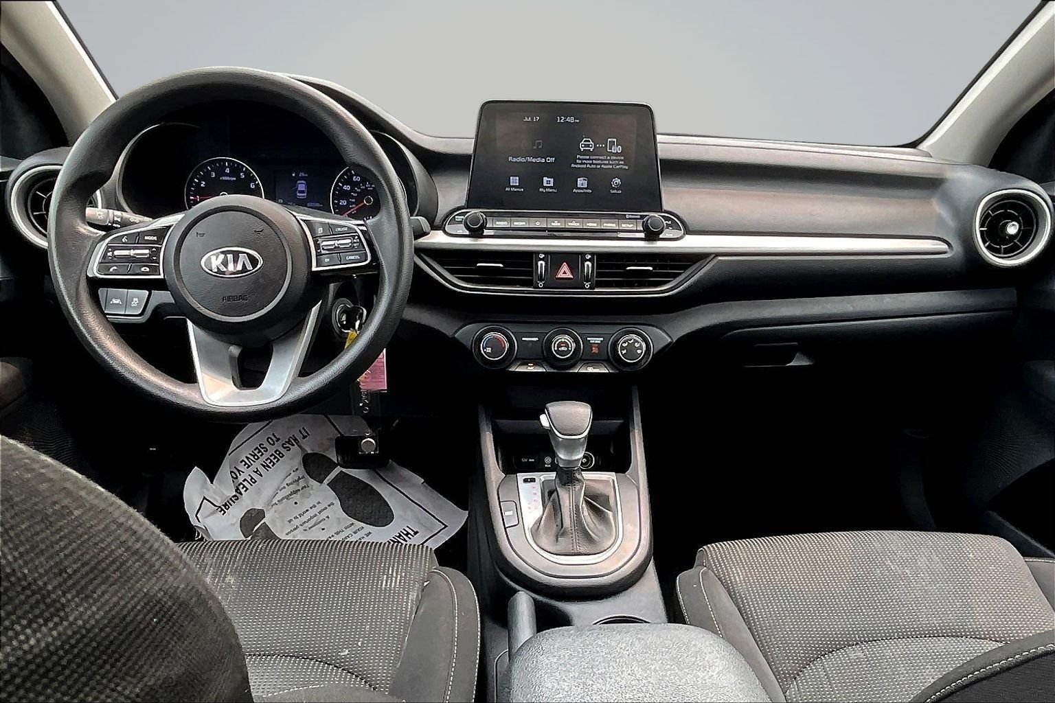 Used 2021 White Kia LXS image 7
