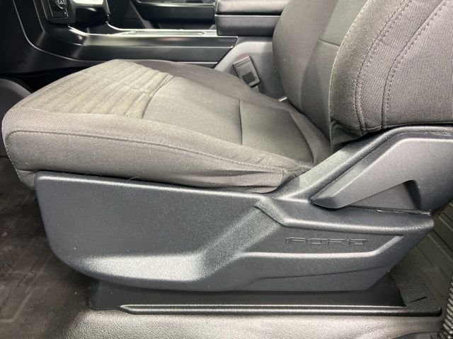 Used 2023 Atlas Blue Metallic Ford XL image 13