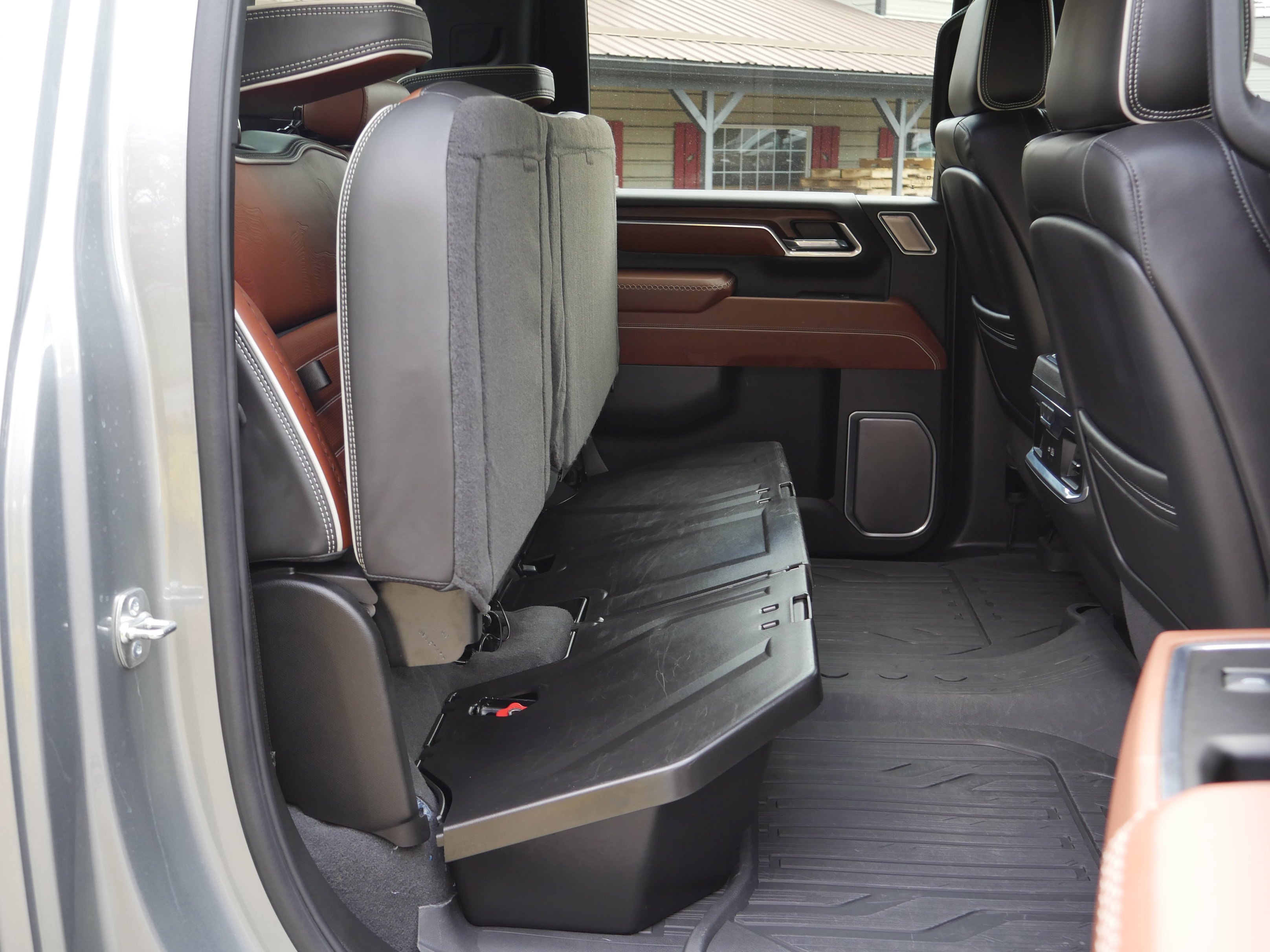 Used 2025 Sterling GMC Denali Ultimate image 34