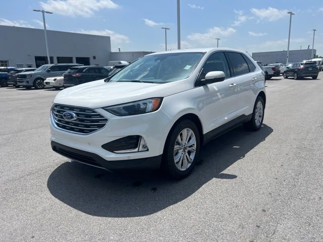 Used 2023 Star White Ford Titanium image 3