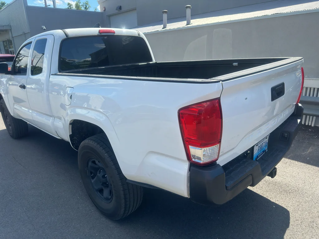 Used 2016 Super White Toyota SR image 3