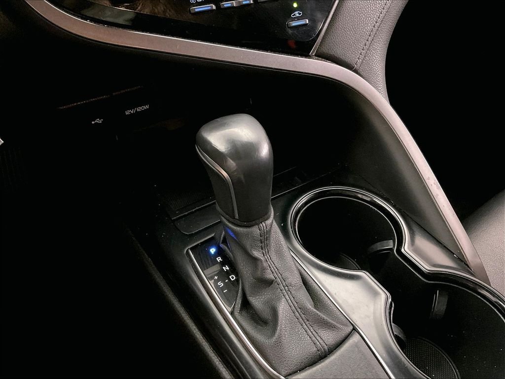 Used 2020 Silver Toyota SE image 36