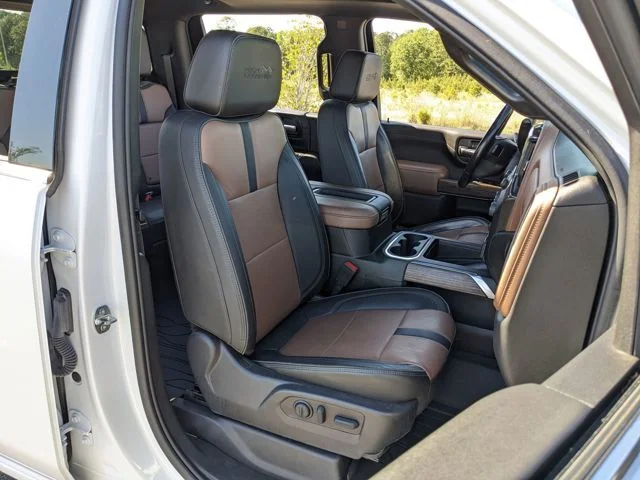 Used 2022 Beige Chevrolet High Country image 7