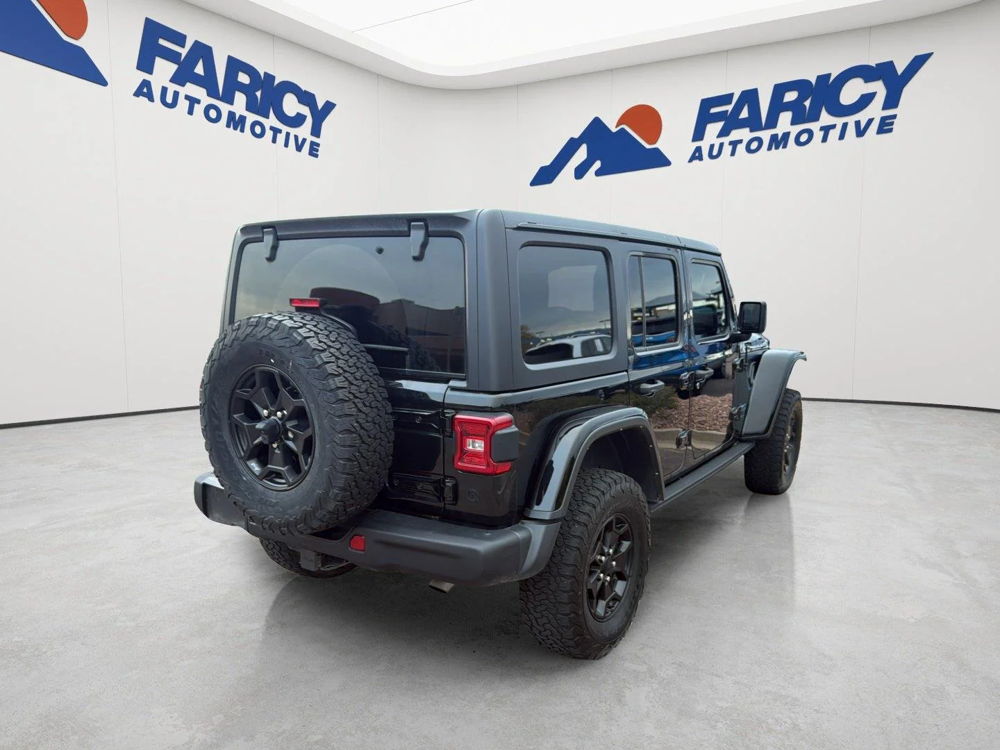 Used 2023 Black Clearcoat Jeep Rubicon 20th Anniversary image 5
