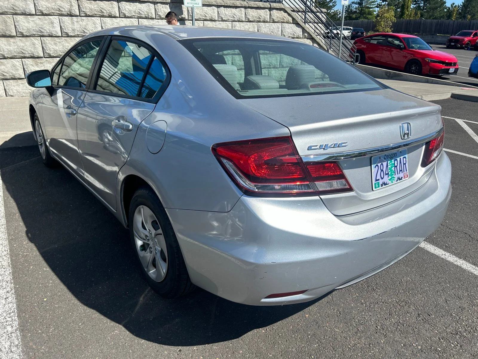 Used 2014 Alabaster Silver Metallic Honda LX image 7