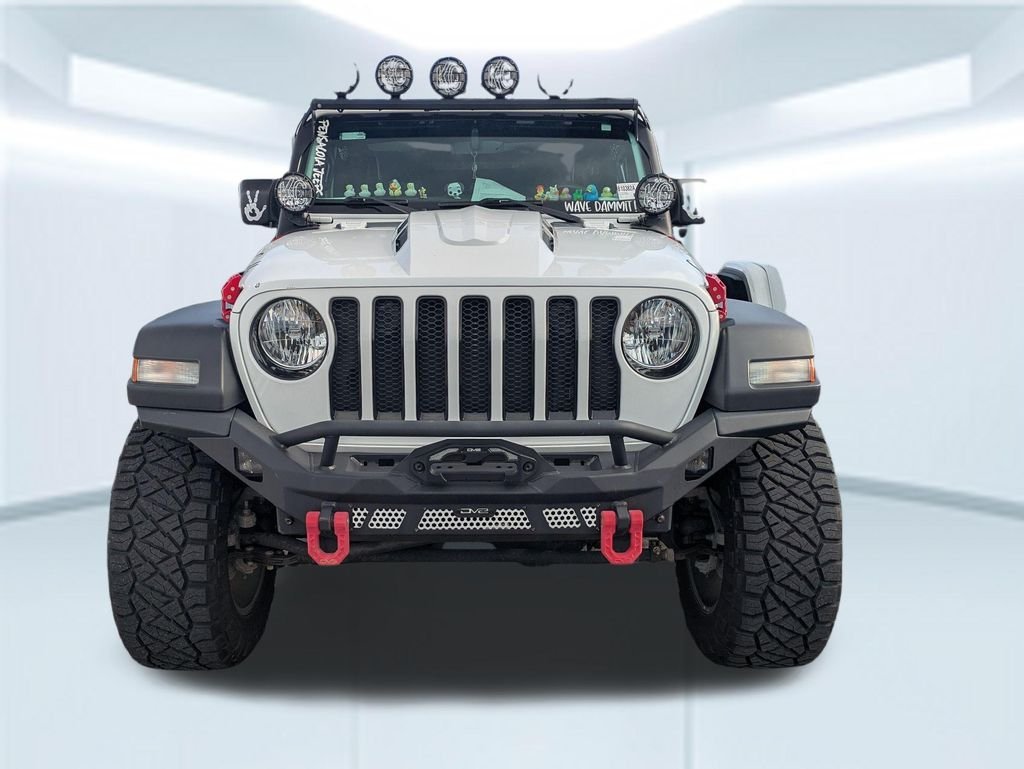 Used 2023 White Jeep Sport image 2