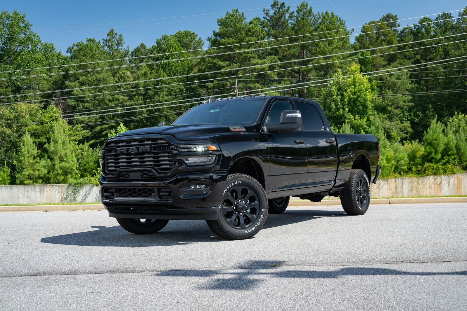 New 2026 Diamond Black Crystal Pearl-Coat Exterior Paint RAM Big Horn image 1