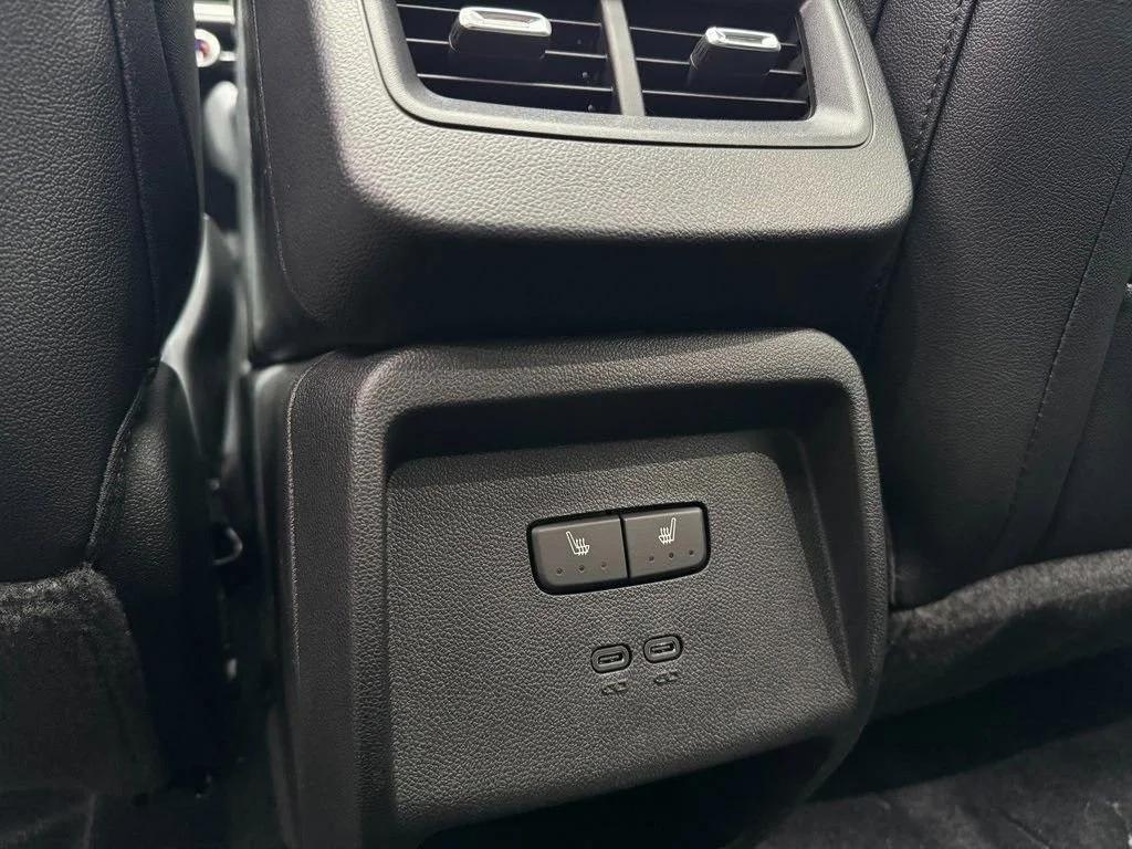 2026 Chevrolet Equinox EV RS - Photo 32
