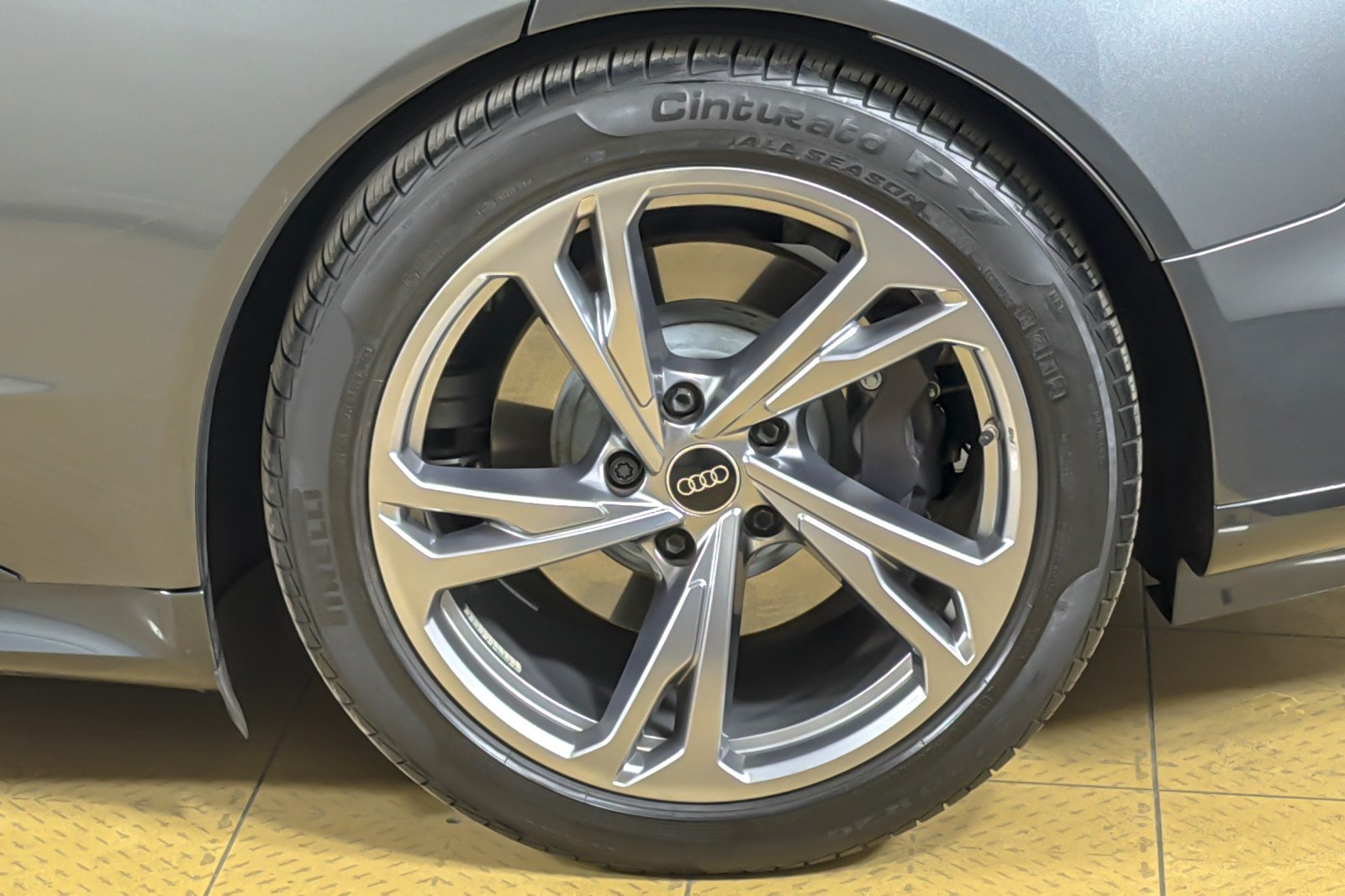 Used 2023 Daytona Gray Pearl Effect Audi Premium Plus quattro image 25