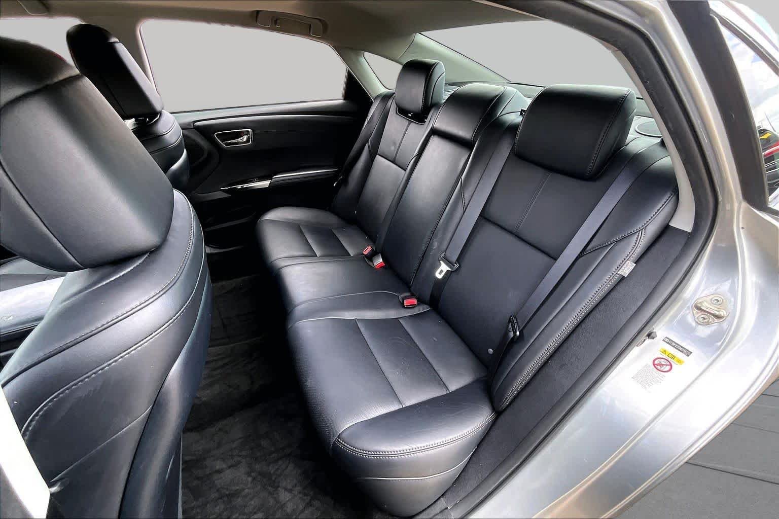Used 2017 Celestial Silver Metallic Toyota Limited image 20