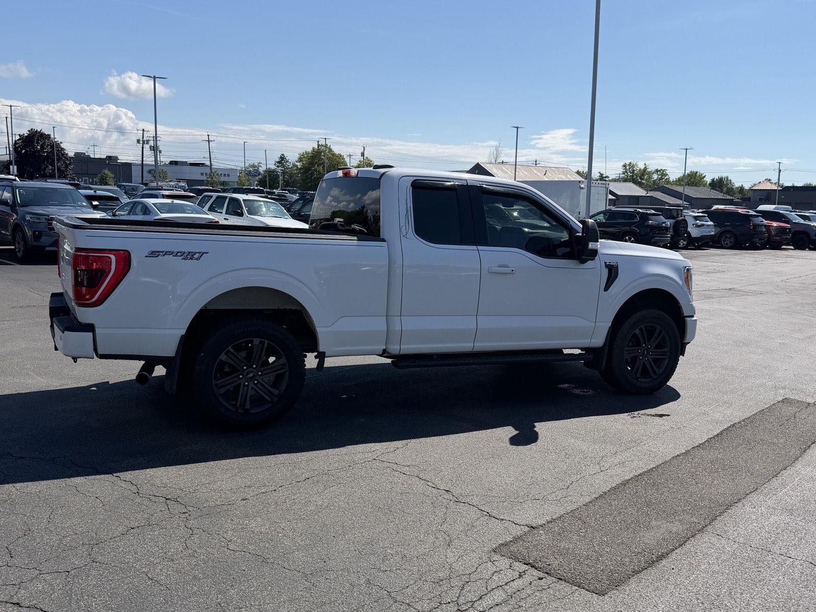 Used 2021 Oxford White Ford XLT image 5