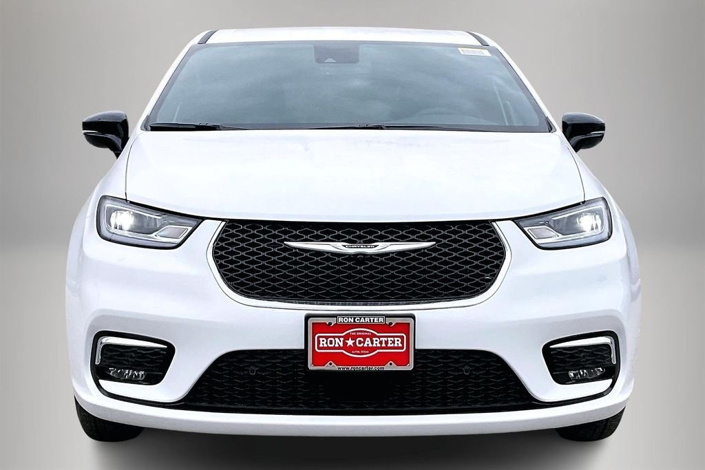 New 2026 Chrysler Pacifica Select 4D Passenger Van