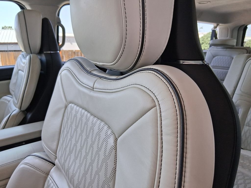 Used 2023 Black Lincoln Black Label image 21