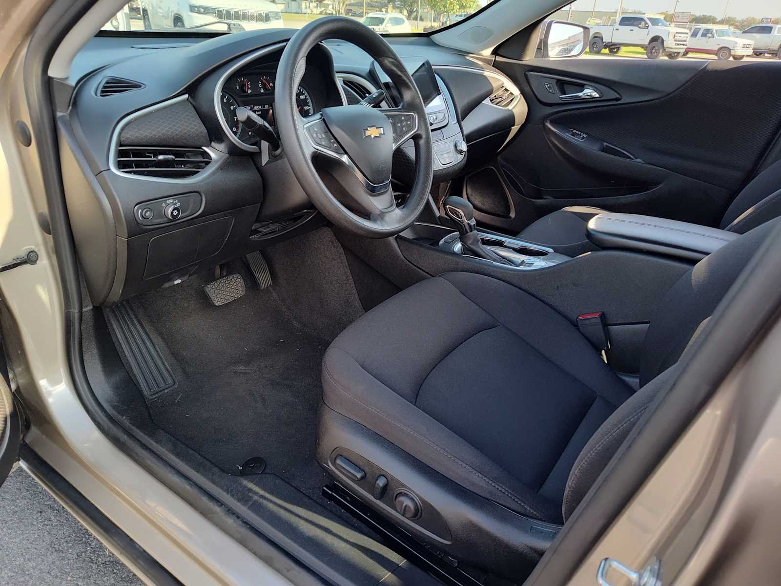 Used 2024 Chevrolet Malibu 1LT with VIN 1G1ZD5ST1RF129061 for sale in Broussard, LA