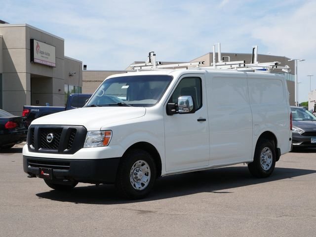Used 2018 White Nissan SV image 4