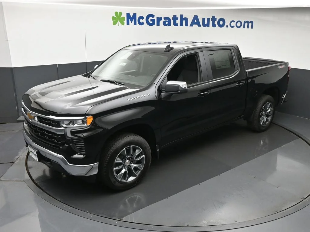 New 2026 Black Chevrolet LT image 22