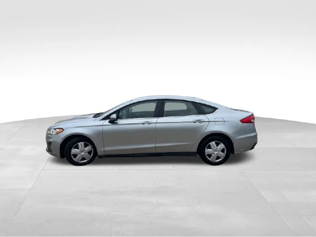 Used 2020 Silver Ford S image 3