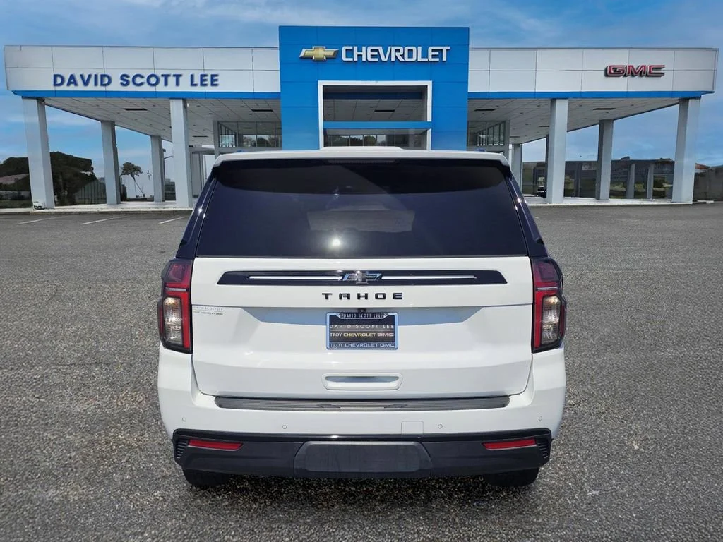 Used 2023 Summit White Chevrolet Z71 image 10