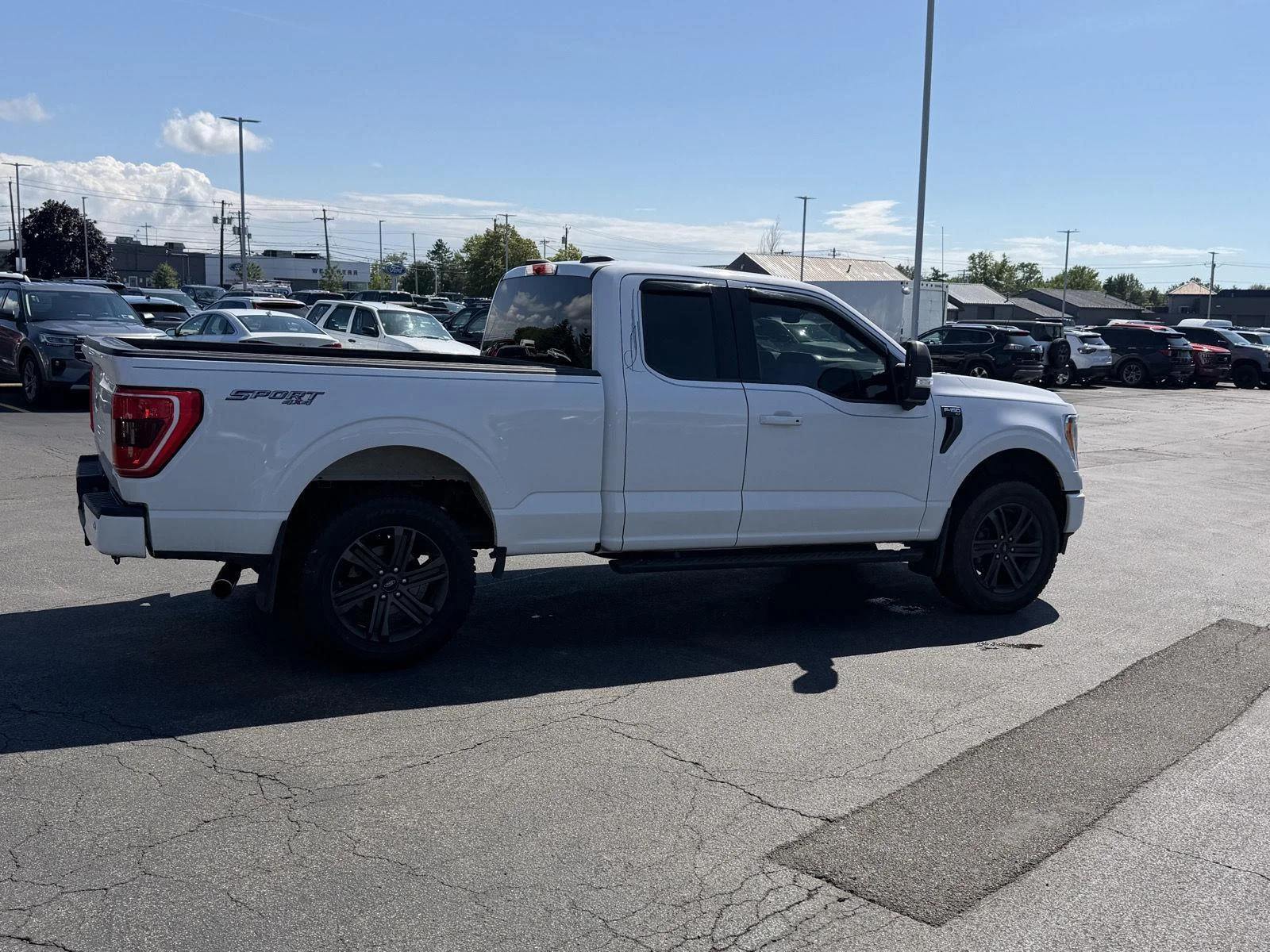 Used 2021 Oxford White Ford XLT image 5