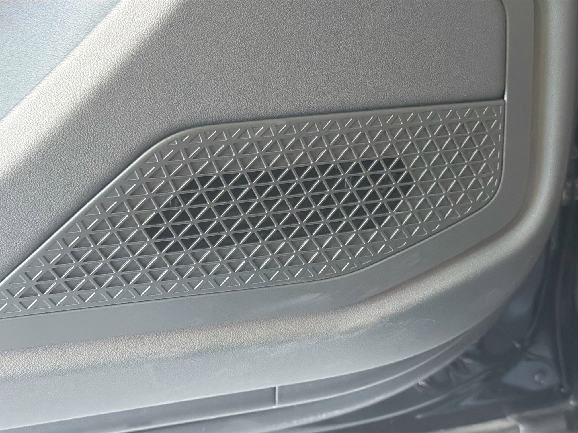 2026 BMW 7 Series 750e - Photo 22