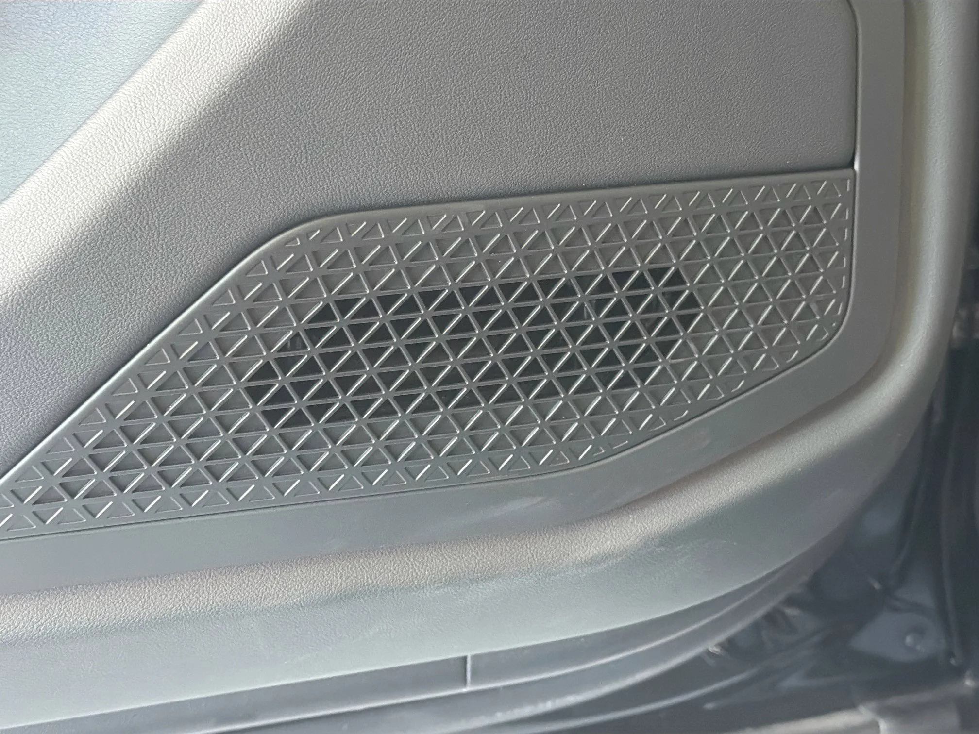 2026 BMW 7 Series 750e - Photo 22